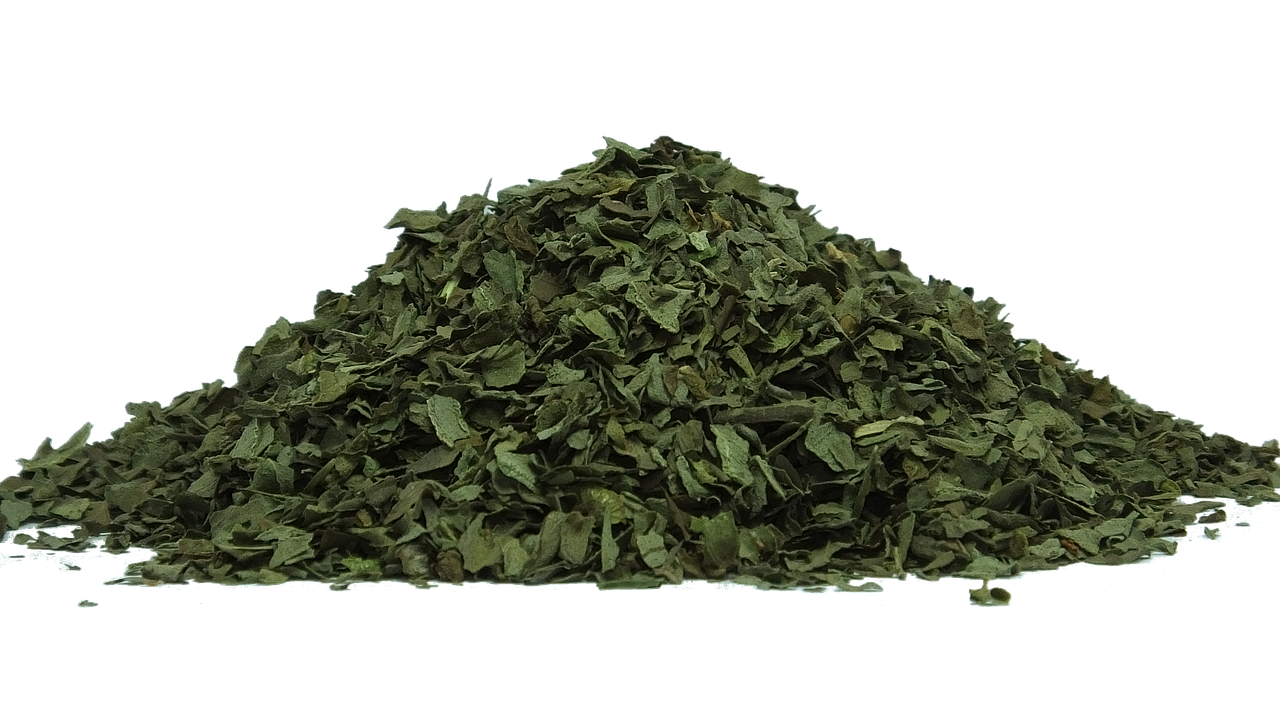 A pile of loose mint tea.