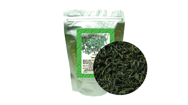 A bag of Jirisan Premium Jakseolcha Korean green tea.
